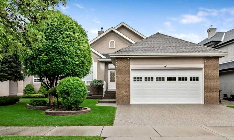 41 Cranston Drive SE