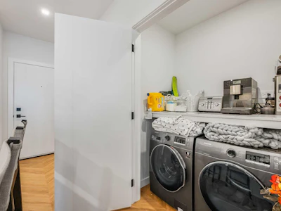 409-8505 Broadcast Avenue SW - 3
