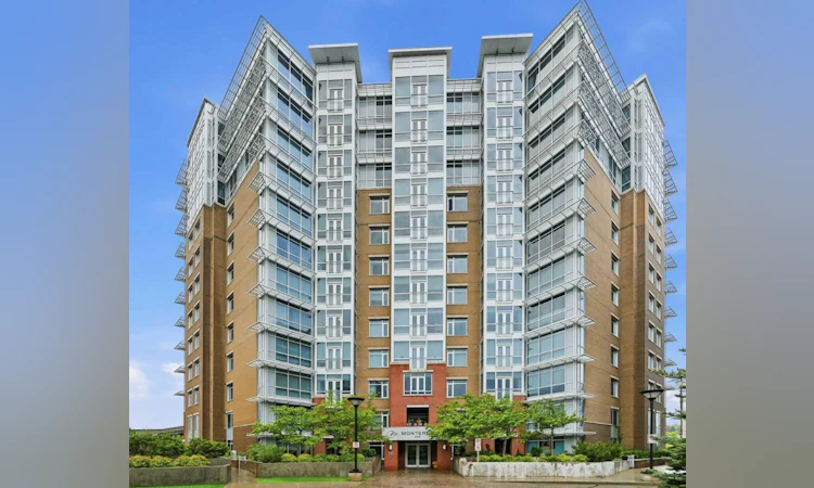 701-16 Varsity Estates Circle NW