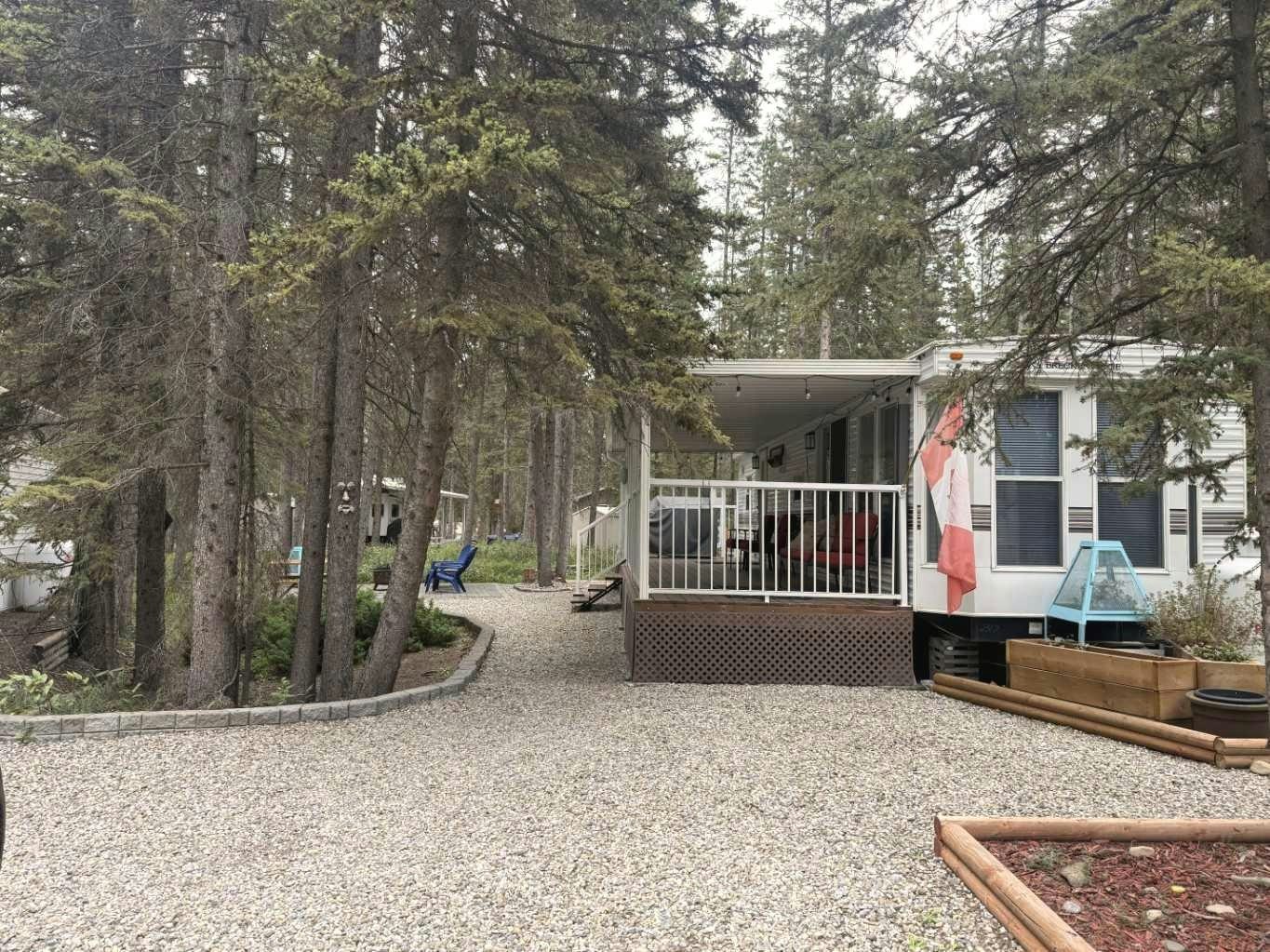 29 TIMBER TRAIL-5230 27 Highway, Rural Mountain View County, AB, T0M 1X0