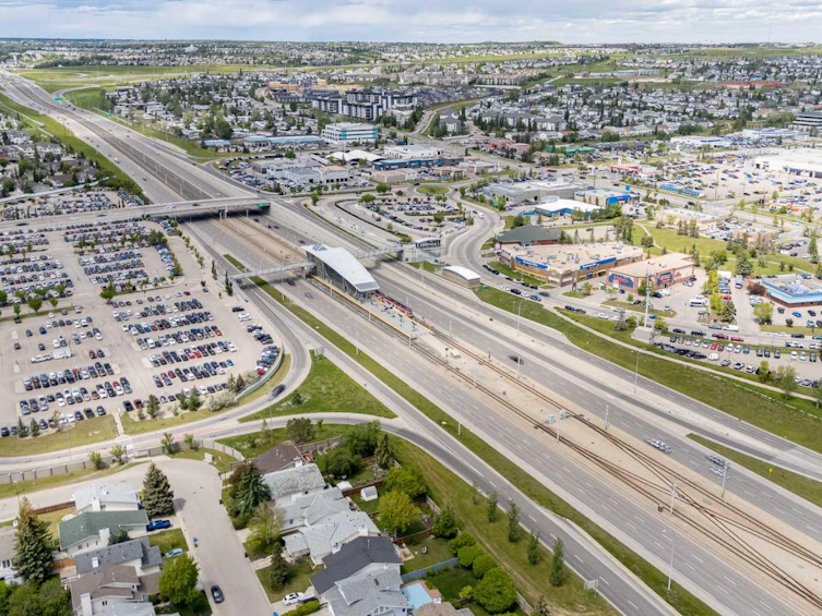364 Silvergrove Place NW, Calgary, AB, T3B 4T6 - 39