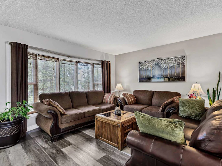 364 Silvergrove Place NW, Calgary, AB, T3B 4T6 - 3