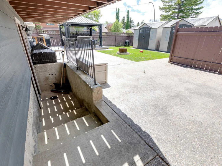364 Silvergrove Place NW, Calgary, AB, T3B 4T6 - 24