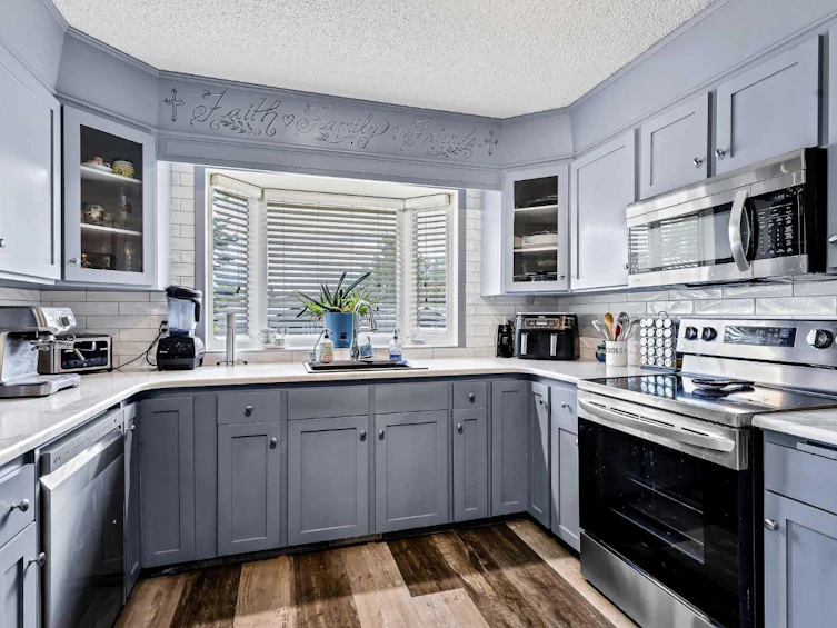 364 Silvergrove Place NW, Calgary, AB, T3B 4T6 - 8