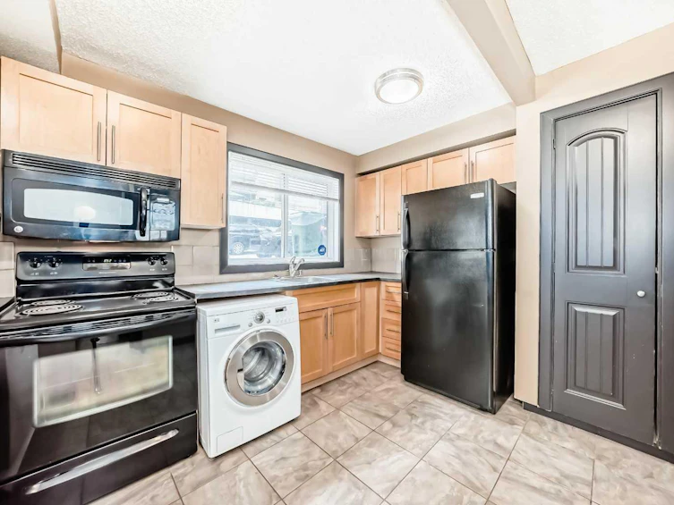 105-620 15 Avenue SW, Calgary, AB, T2R 0R5 - 4