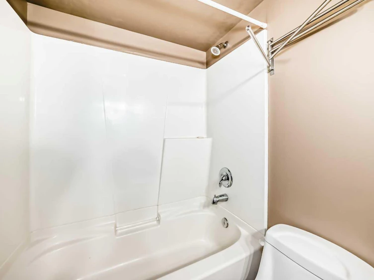 105-620 15 Avenue SW, Calgary, AB, T2R 0R5 - 15