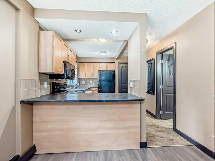 105-620 15 Avenue SW, Calgary, AB, T2R 0R5 - 8