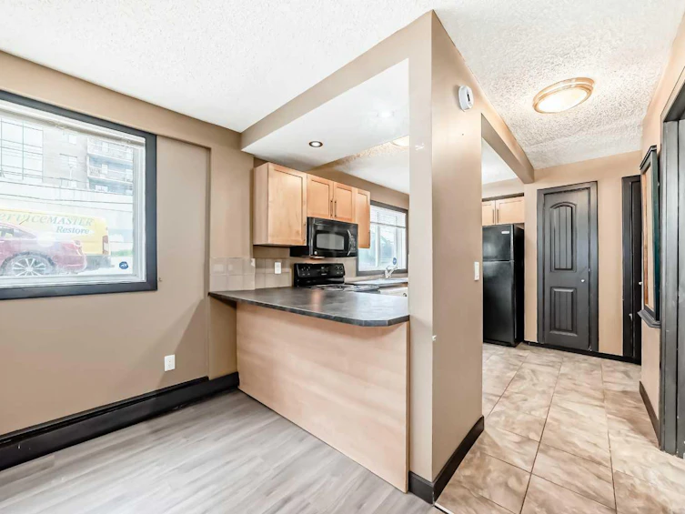 105-620 15 Avenue SW, Calgary, AB, T2R 0R5 - 7