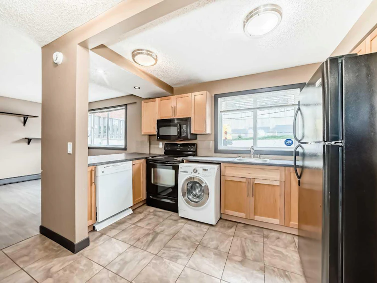 105-620 15 Avenue SW, Calgary, AB, T2R 0R5 - 2