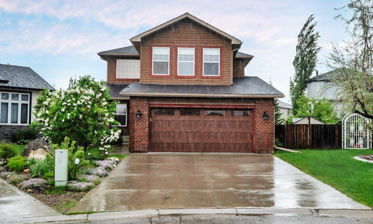 151 Cove Place
