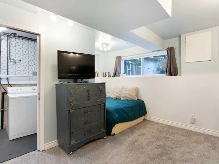 15 Southdale Bay SW, Calgary, AB, T2W 1W1 - 27
