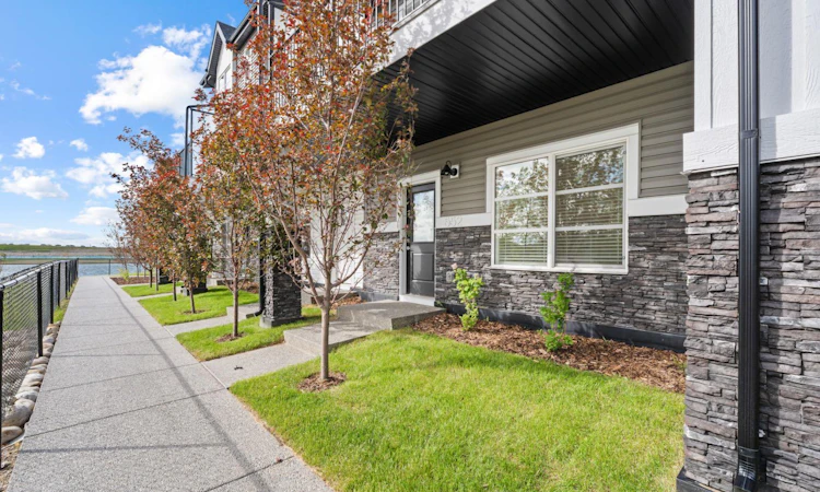 452-141 Prince Court