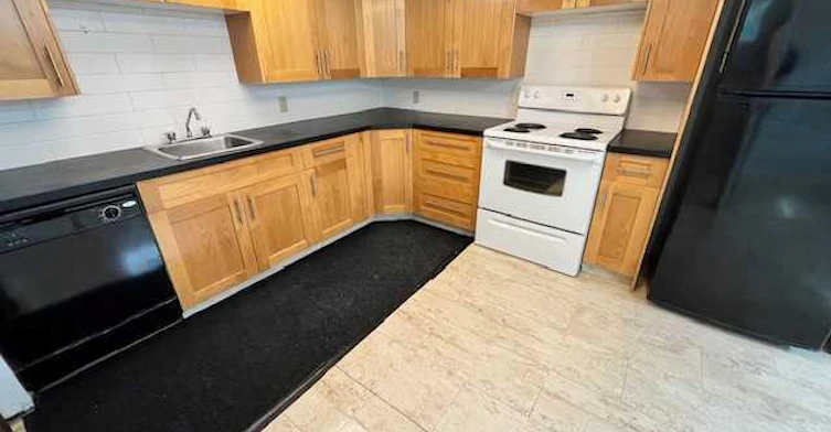 62 Carleton Road W, Lethbridge, AB, T1K 3X5 - 3