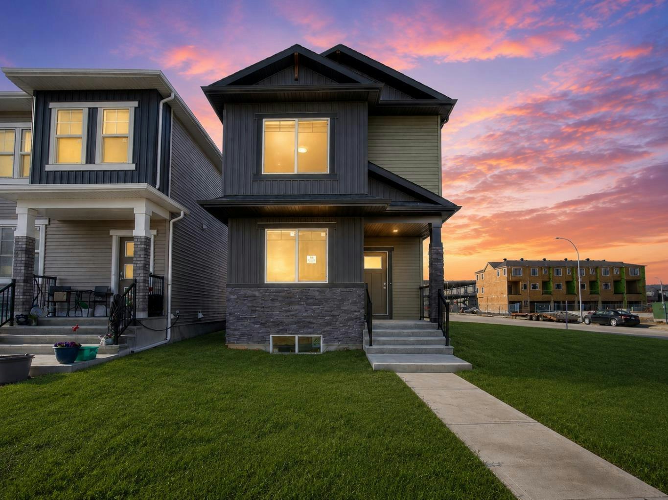 160 Belvedere Park SE, Calgary, AB, T2A 7G8