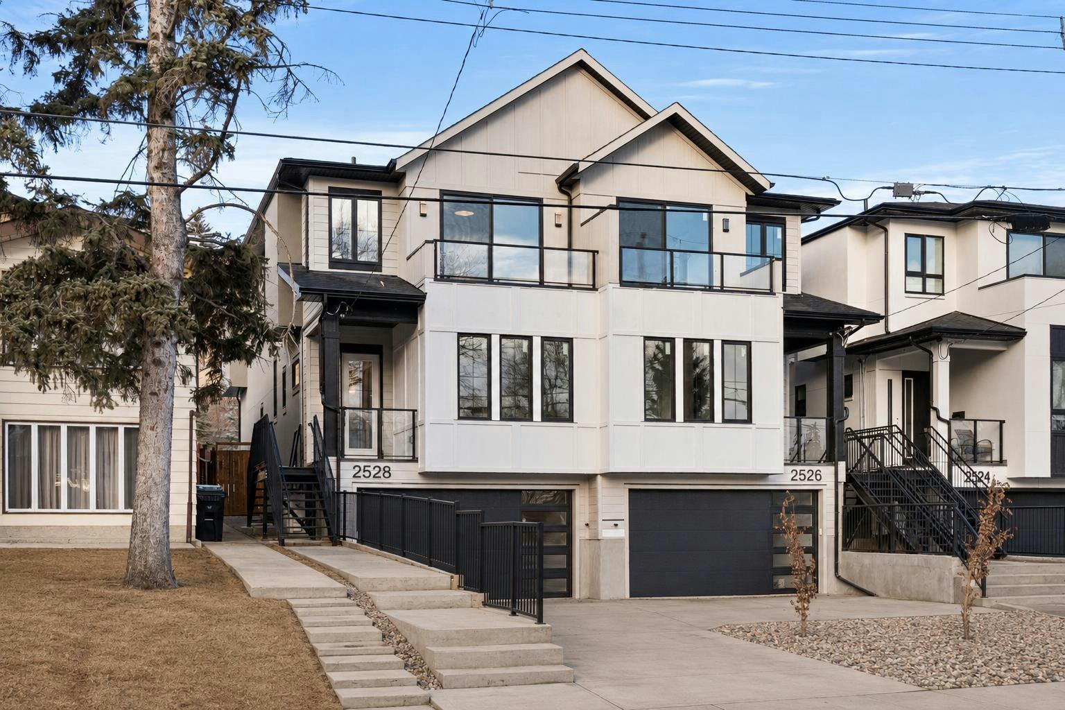2528 7 Avenue NW, Calgary, AB, T2N 1A4