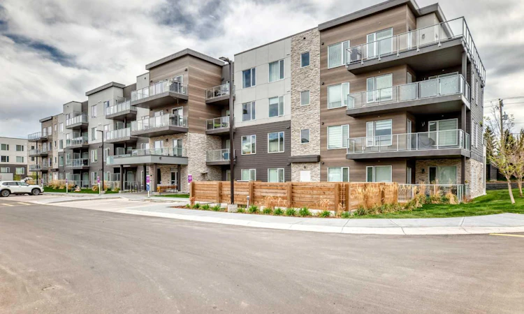 403-200 Shawnee SW
