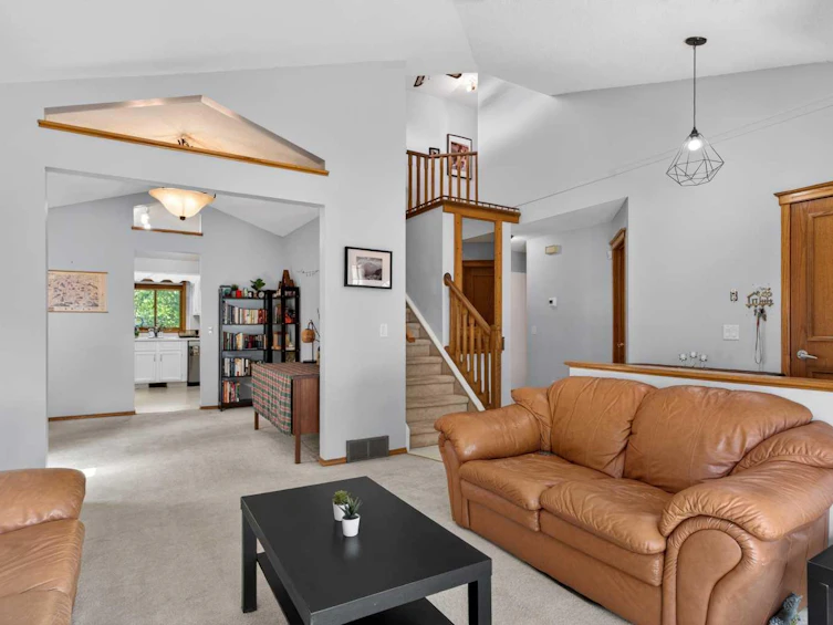 60 Scandia Hill NW, Calgary, AB, T3L 1T8 - 3