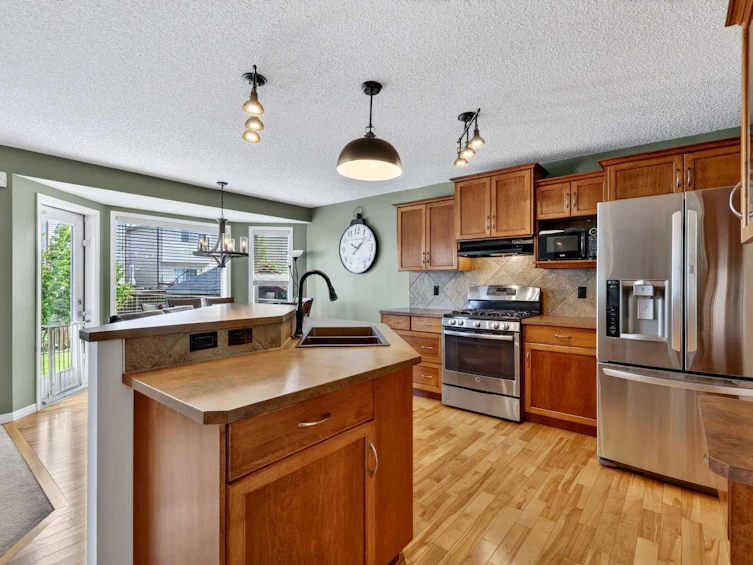 32 Everglen Grove SW, Calgary, AB, T2Y 4Z3 - 11