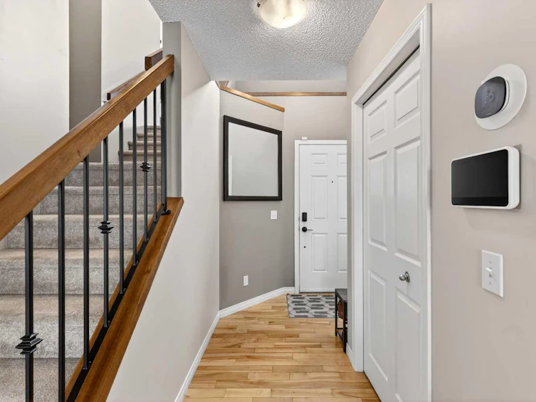 32 Everglen Grove SW, Calgary, AB, T2Y 4Z3 - 4