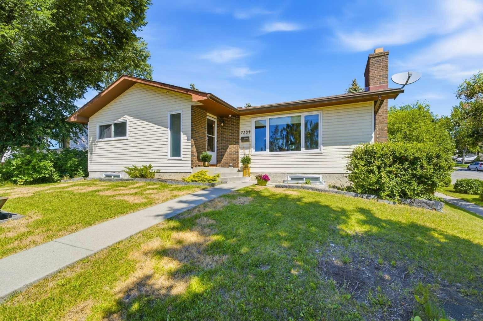 7304 Silver Springs Road NW, Calgary, AB, T3B 4E6