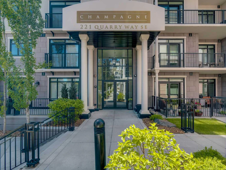 104-221 Quarry Way SE, Calgary, AB, T2C 5M7