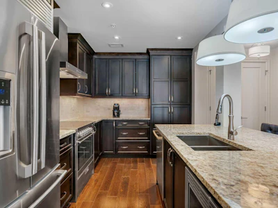 104-221 Quarry Way SE - 5