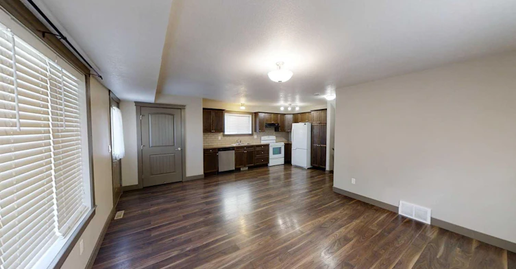 A-11246 75a Avenue, Grande Prairie, AB, T8W 0C3 - 5