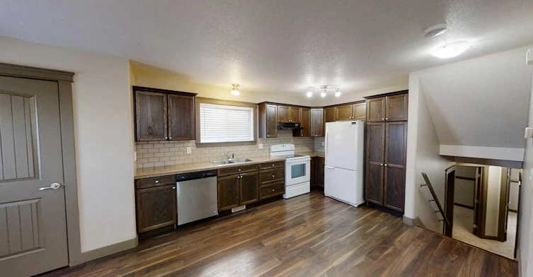 A-11246 75a Avenue, Grande Prairie, AB, T8W 0C3 - 4