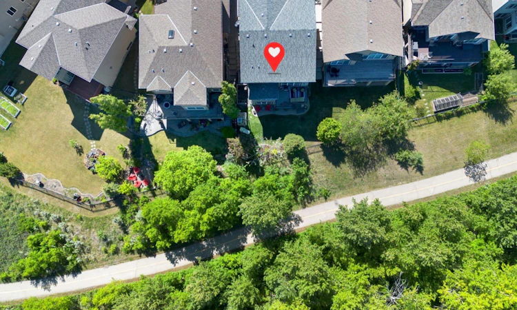 382 Tuscany Ravine Road NW