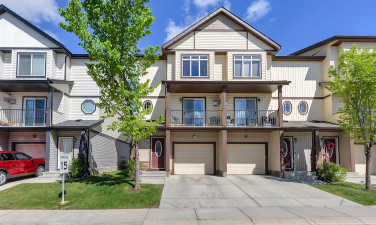 401 Copperpond Landing SE