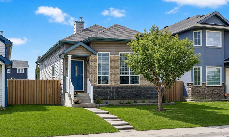 67 Saddlemead Green NE