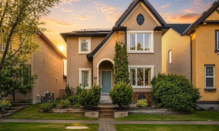87 Elgin Drive SE