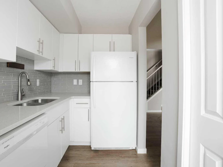 315-201 Abasand Drive, Fort Mcmurray, AB, T9J 1H9 - 14