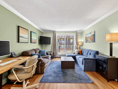 203-727 56 Avenue SW - 5