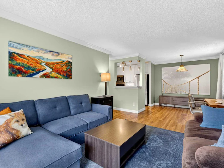 203-727 56 Avenue SW, Calgary, AB, T2V 4Z8 - 3