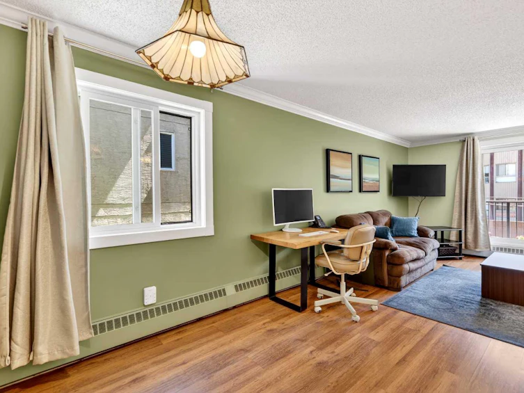 203-727 56 Avenue SW, Calgary, AB, T2V 4Z8 - 6