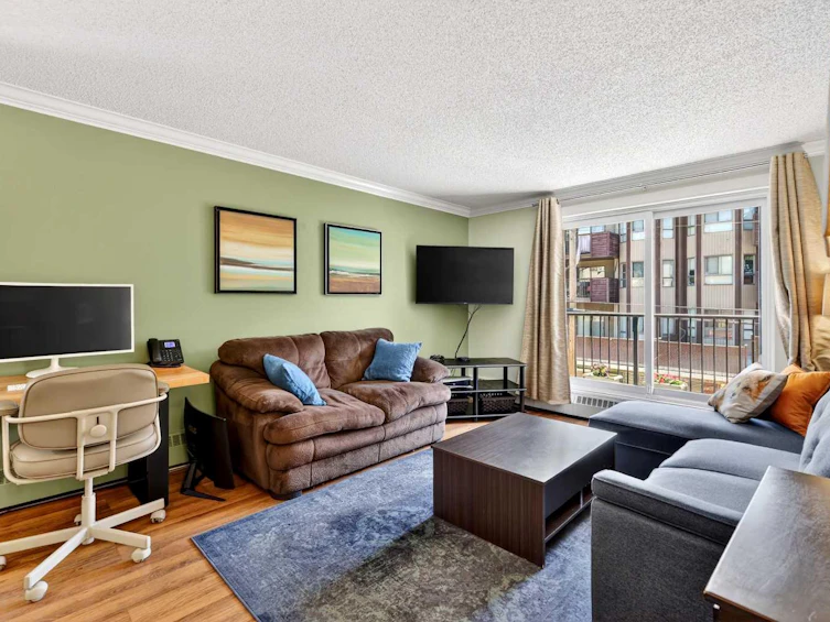 203-727 56 Avenue SW, Calgary, AB, T2V 4Z8 - 4