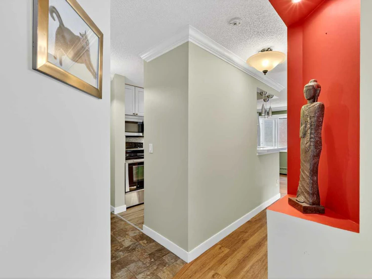203-727 56 Avenue SW, Calgary, AB, T2V 4Z8 - 8