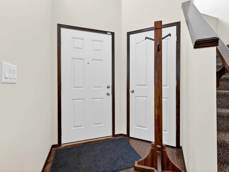 490 New Brighton Drive SE, Calgary, AB, T2Z 0K1 - 3