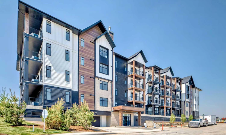 1208-430 Sage Hill Road NW