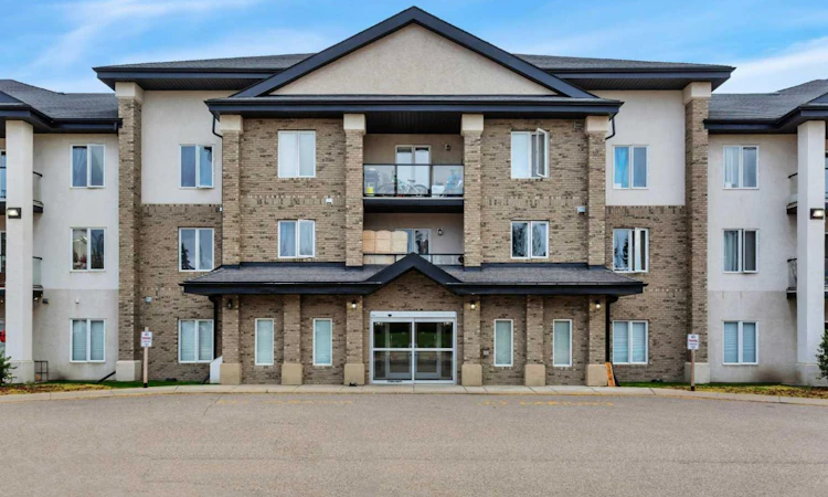 301-80A Kelloway Crescent