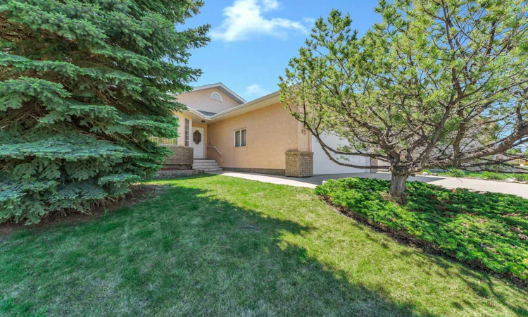 93 Park Meadows Court SE
