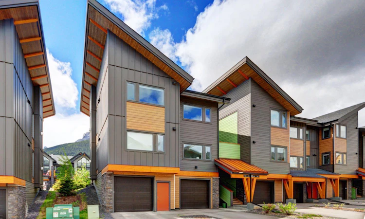 304G-209 Stewart Creek Rise