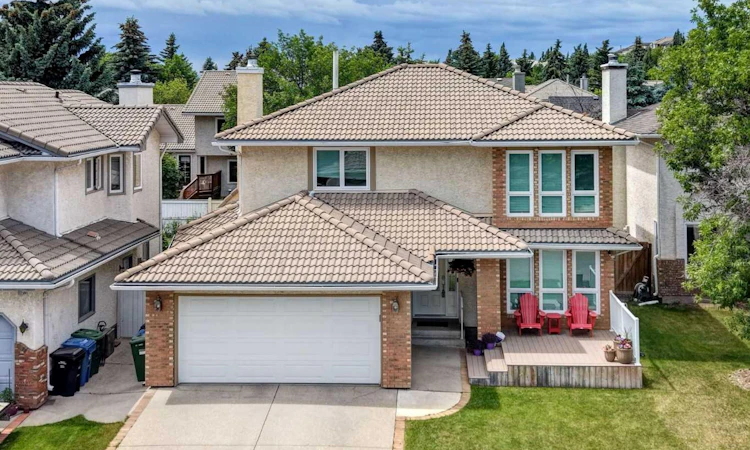 40 Signal Ridge Court SW