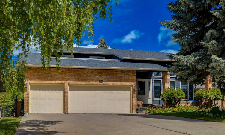 40 Edgemont Court NW