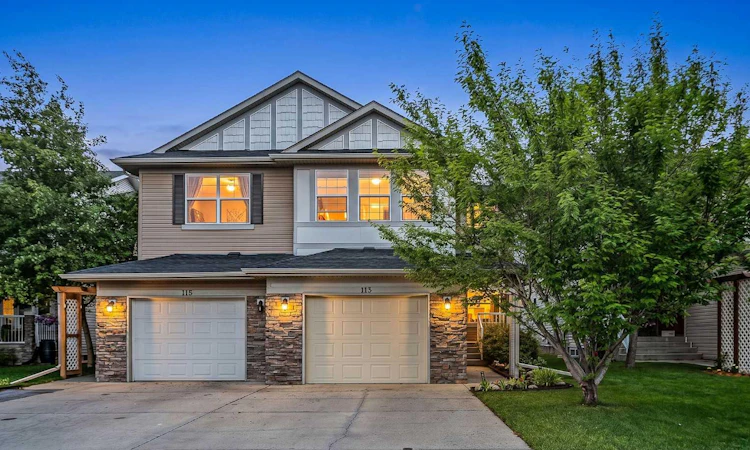 113 Canals Circle SW