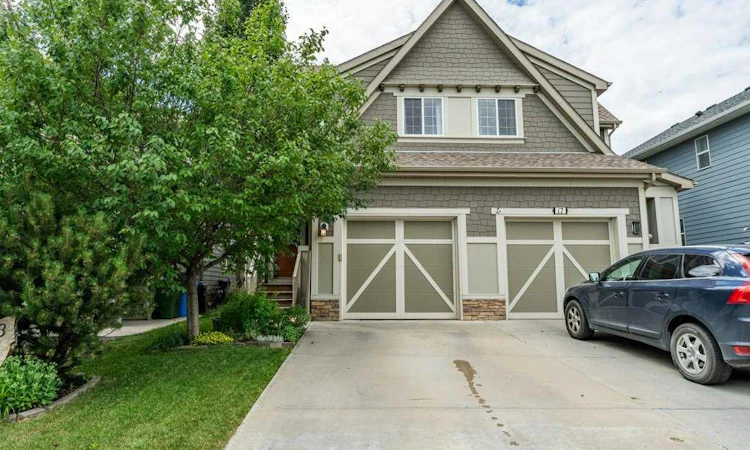 13 Mahogany Terrace SE