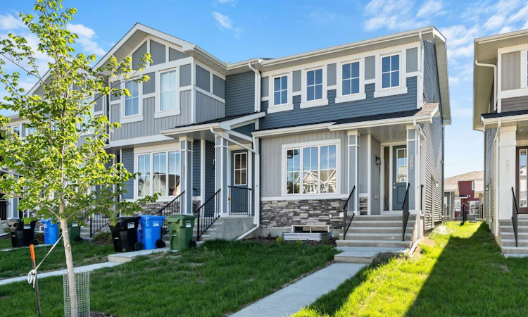 388 Sora Boulevard SE
