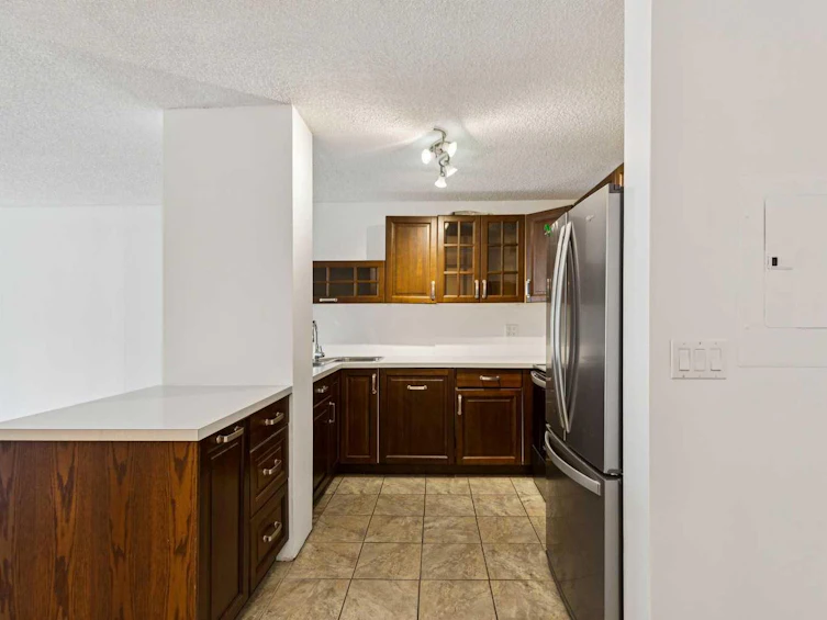 306-220 13 Avenue SW, Calgary, AB, T2R 1L6 - 4