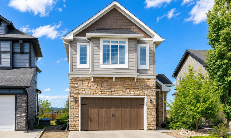 347 Hillcrest Heights SW
